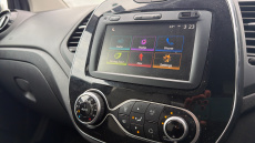 Renault Captur 0.9 TCE 90 Iconic 5dr Petrol Hatchback